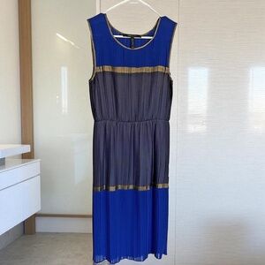 BCBGMaxAzria Sz XXS MARA Dress Dark Blue Gold Navy Pleated Polyester Sleeveless